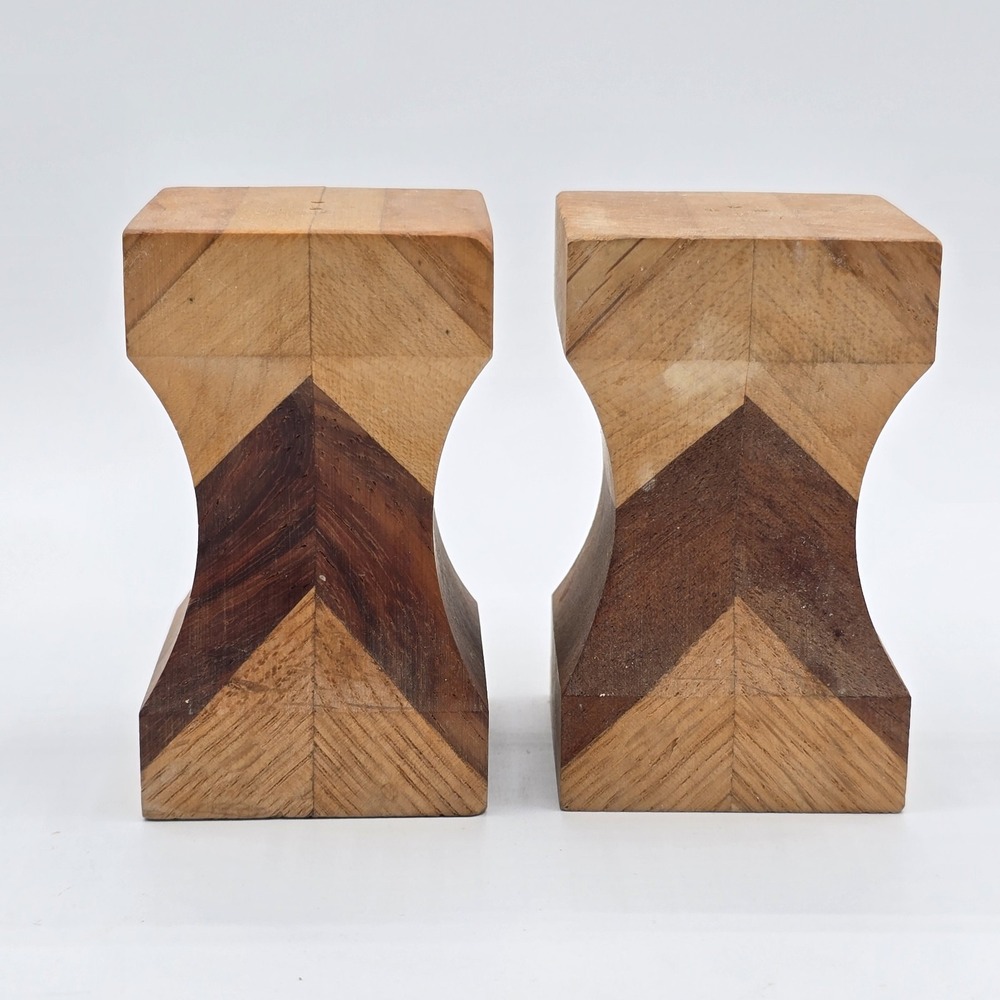Vtg Wooden Salt & Pepper Shakers MCM Mixed‎ Woods Arrow Pattern Wood